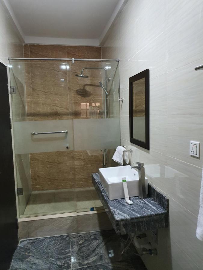 Residency Hotel Lagos Airport Dış mekan fotoğraf